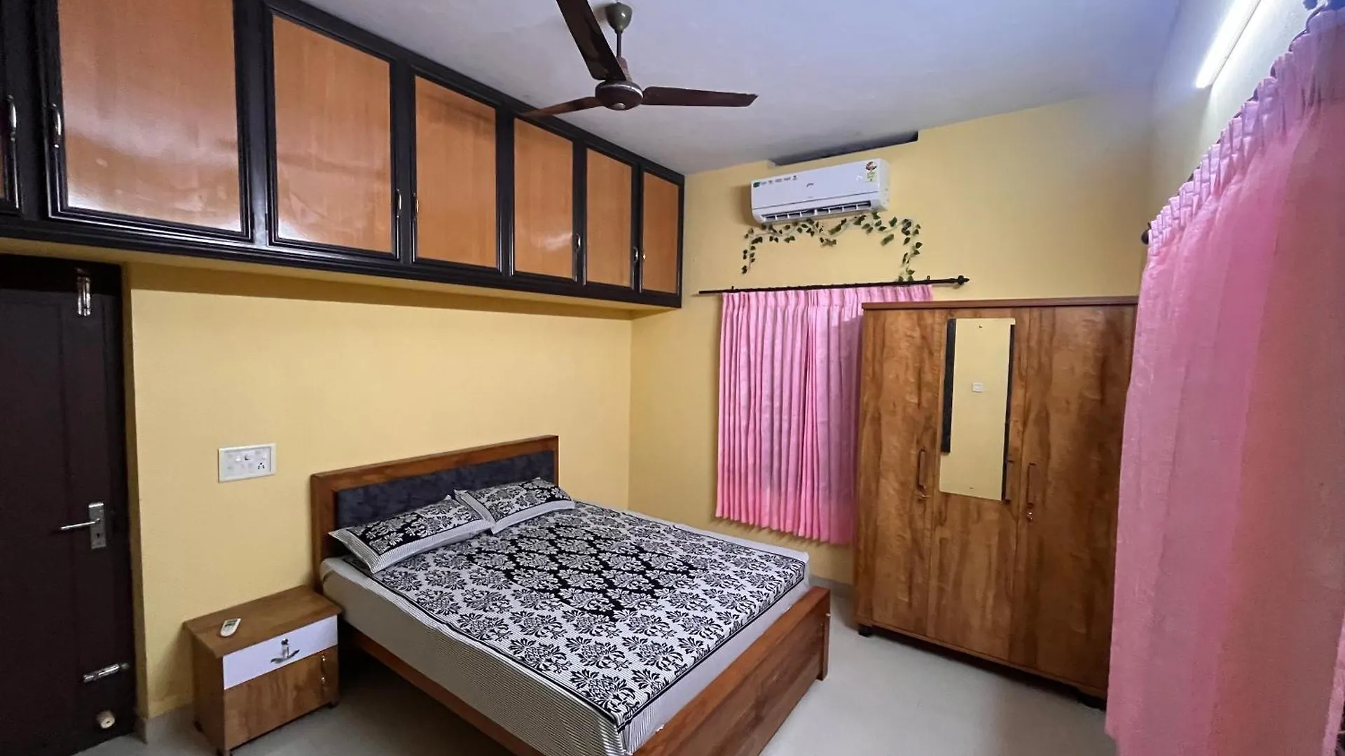 Manasam Homes Near To Iim & Nit - Kozhikode Kunnamangalam 0*,