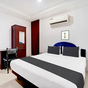 3* Hotel Super O Near Bus Stand